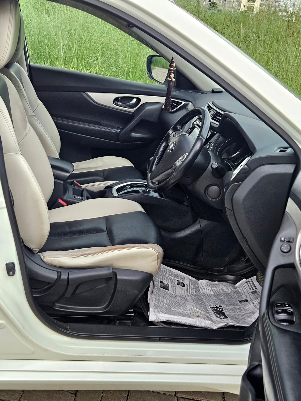 
								Nissan X Trail Hybrid 2016 (Mode Premier Version) full									