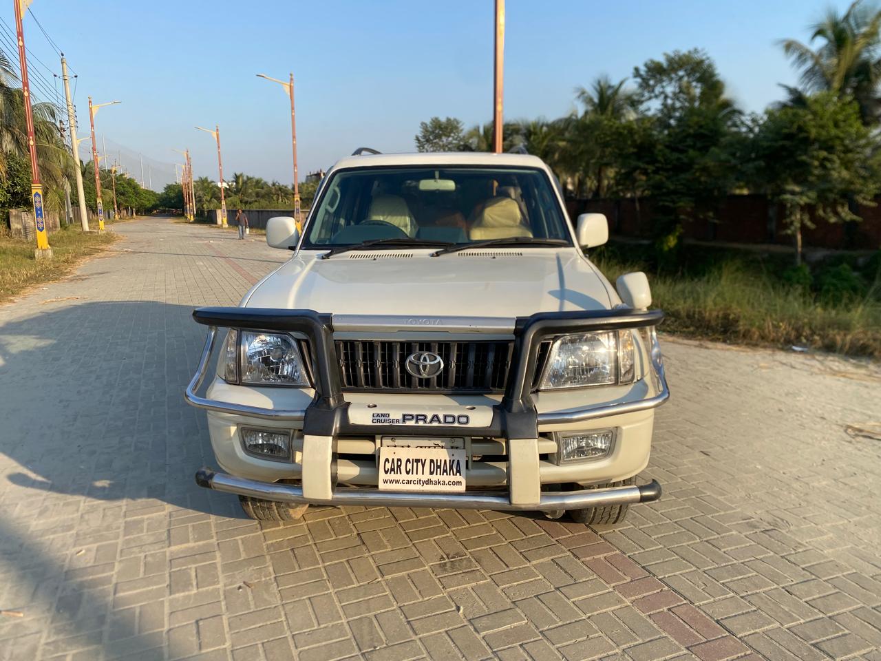 
								Used Toyota Land Cruiser Prado 2004 full									