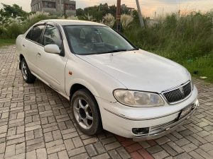 Nissan Sunny 2004