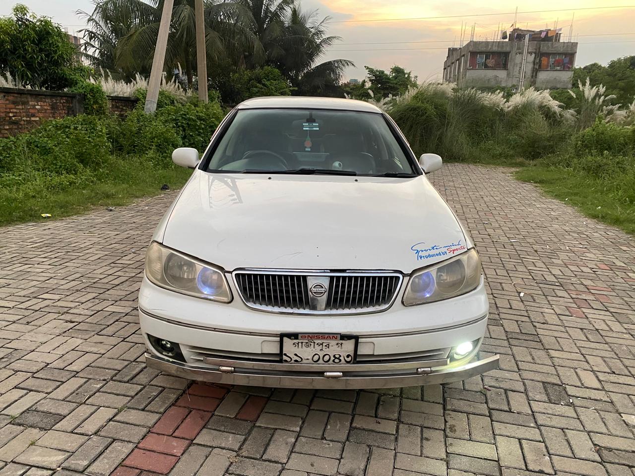 
								Nissan Sunny 2004 full									