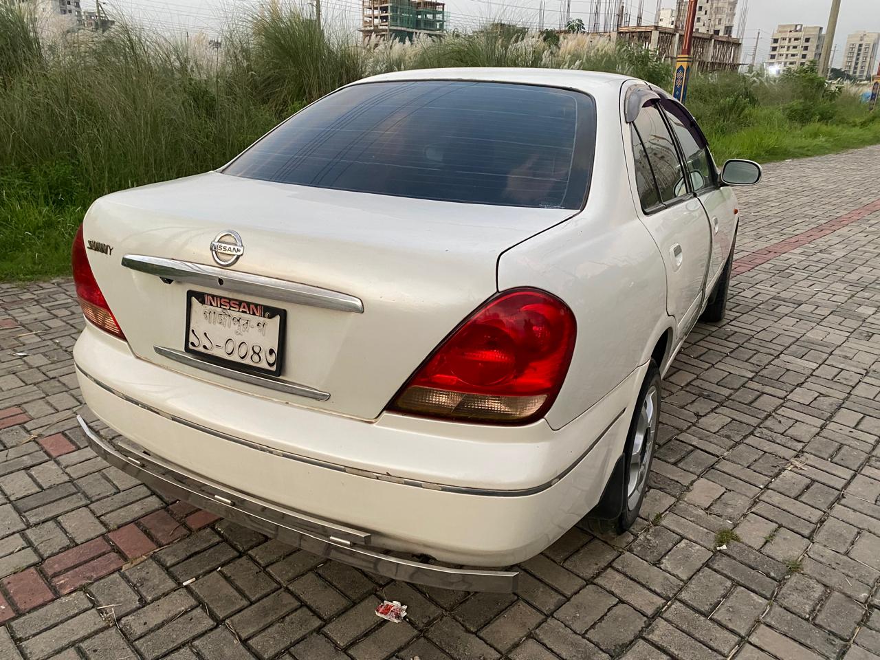 
								Nissan Sunny 2004 full									