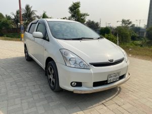 Toyota Wish 2004 (7 Seater)