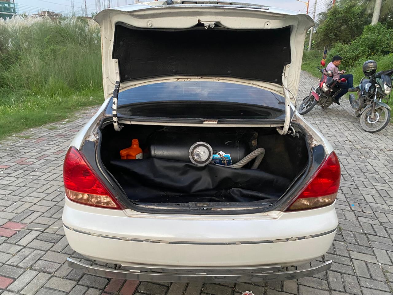 
								Nissan Sunny 2004 full									