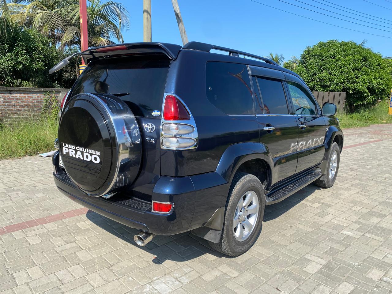 
								Toyota Land Crusier Prado 2004  full									