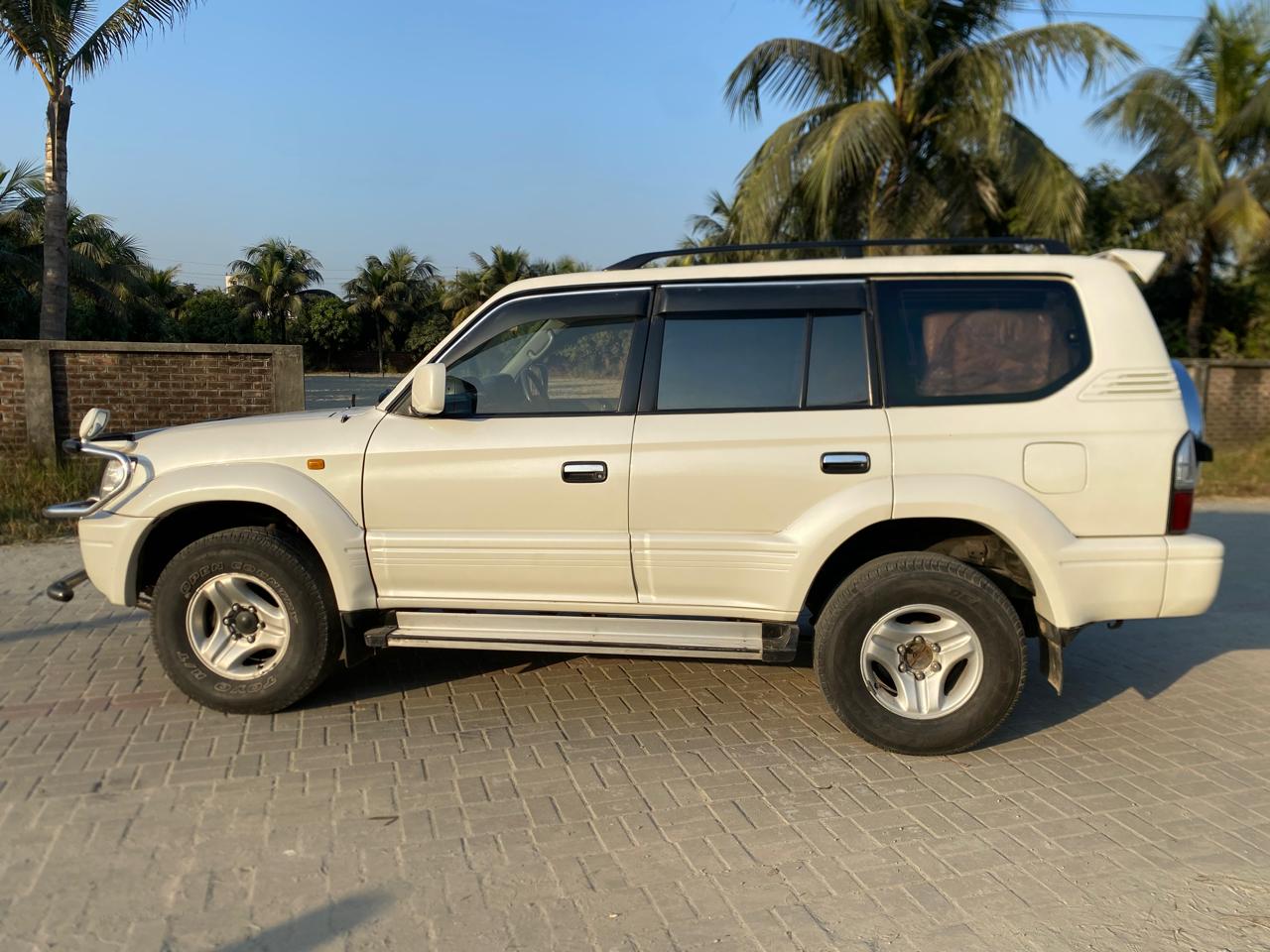 
								Used Toyota Land Cruiser Prado 2004 full									