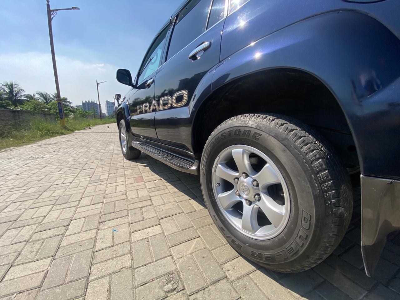 
								Toyota Land Crusier Prado 2004  full									