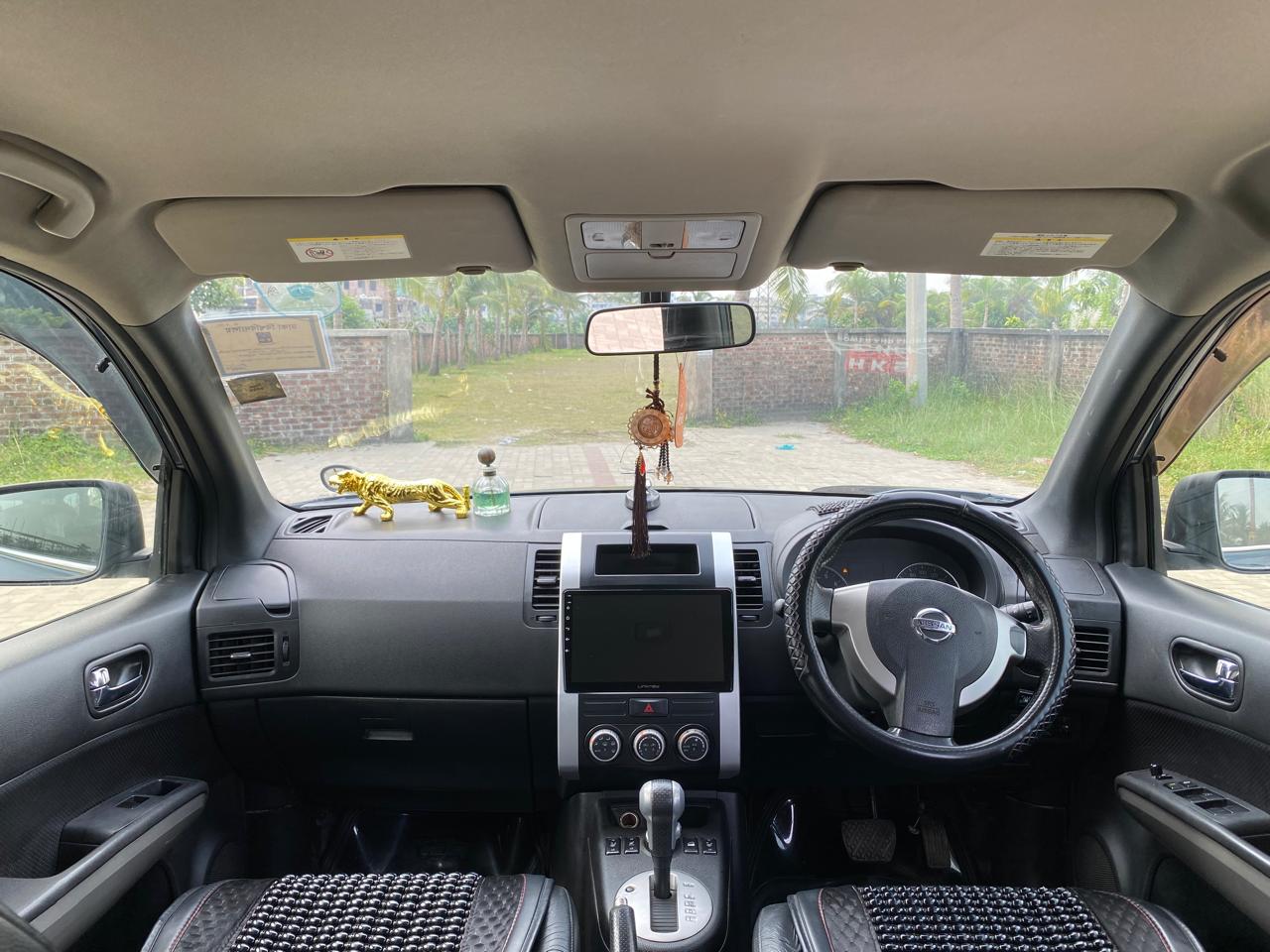 
								Nissan X-Trail 2012 full									
