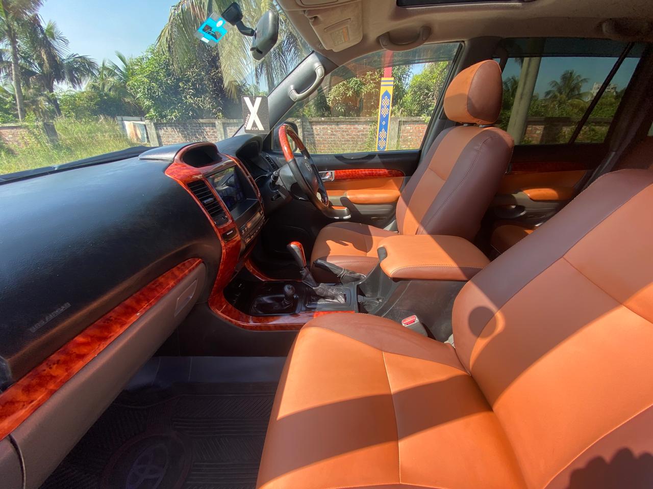 
								Toyota Land Crusier Prado 2004  full									