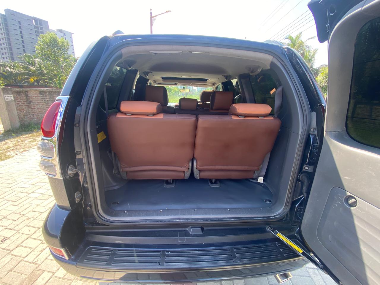 
								Toyota Land Crusier Prado 2004  full									