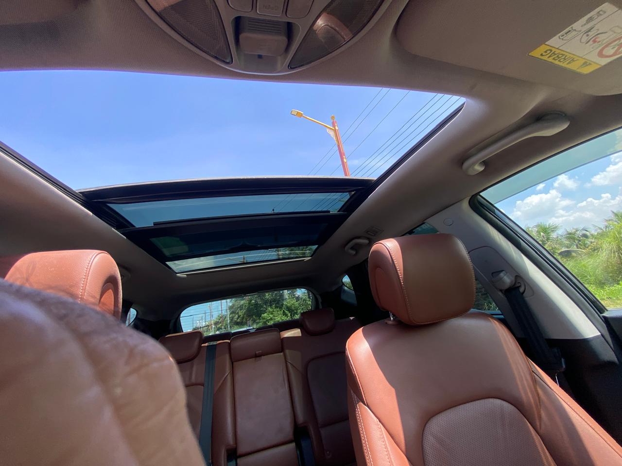 
								Hyundai SANTA FE 2015 (Sunroof+Moonroof ) full									