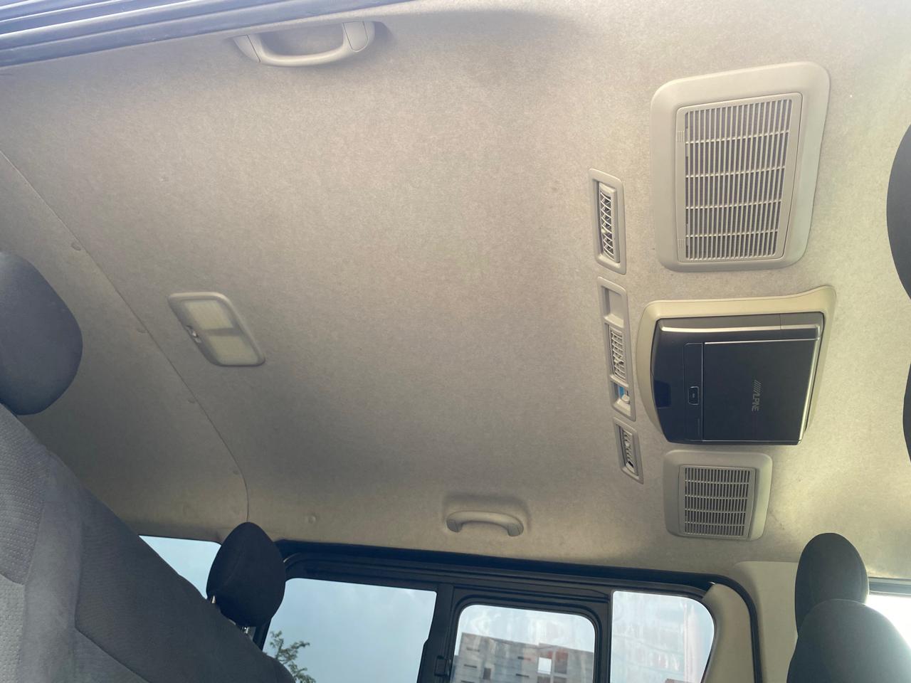 
								Re-Condition Toyota Hiace 2021 full									
