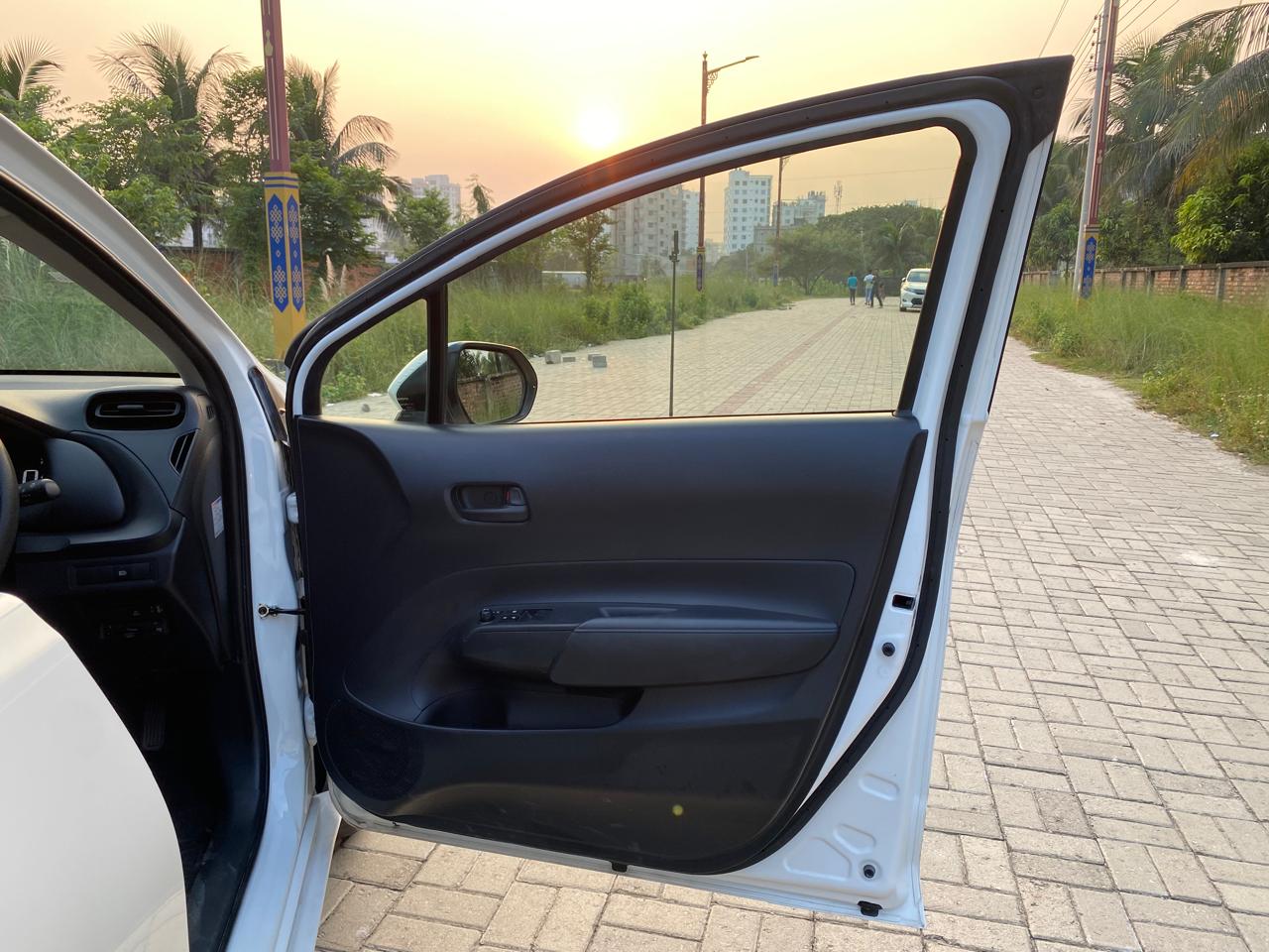 
								Re-Condition Toyota Aqua Hybrid 2022 full									