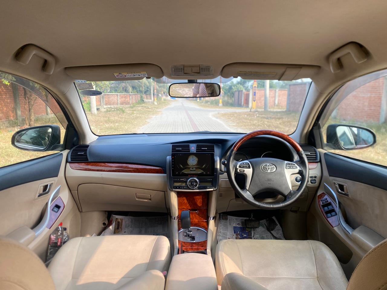 
								Toyota Premio 2014 full									