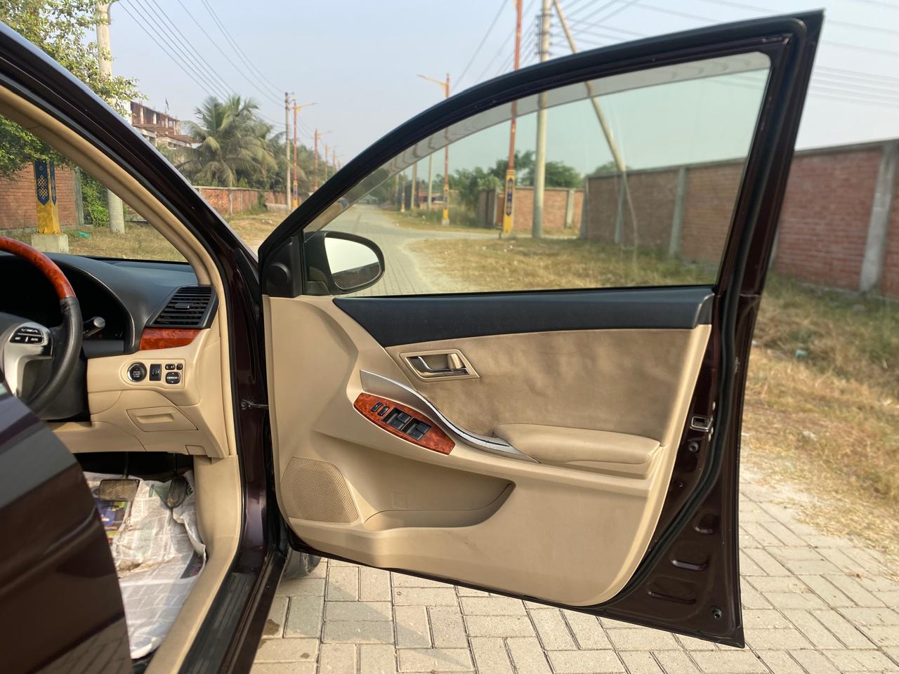 
								Toyota Premio 2014 full									