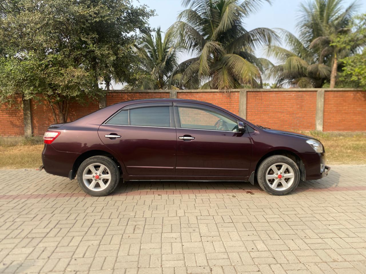 
								Toyota Premio 2014 full									
