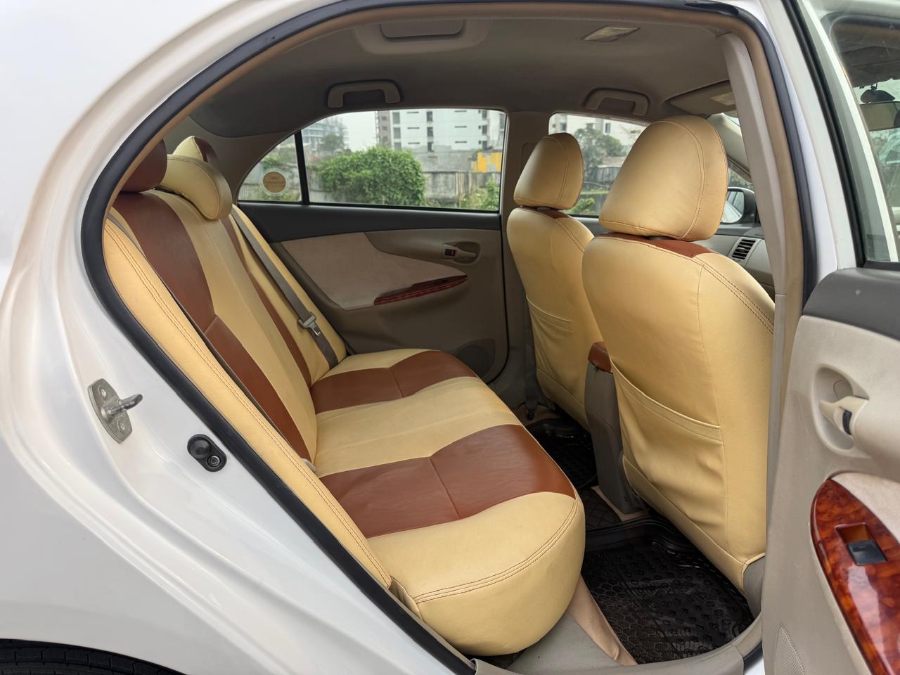 
								Toyota Axio 2011 full									