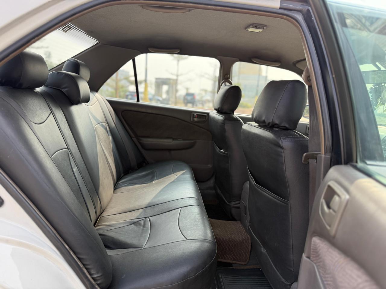 
								Toyota Corona Premio full									