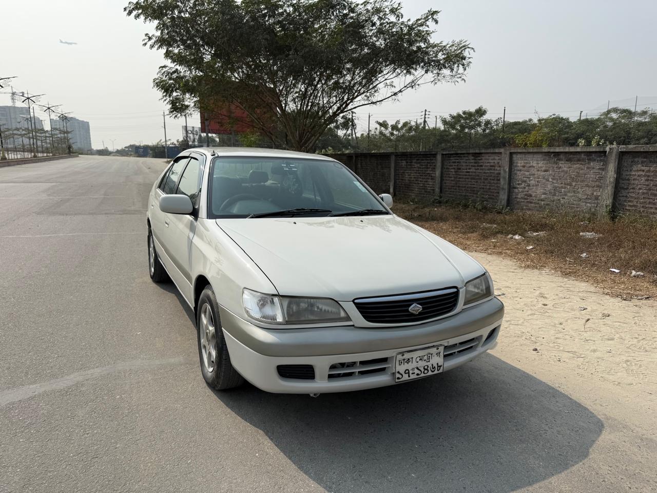 
								Toyota Corona Premio full									