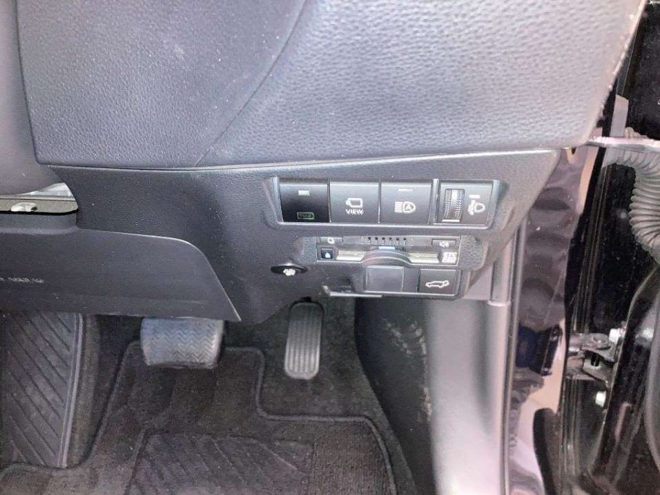 
								Reconditioned TOYOTA　CAROLLA CROSS Z HYBRID-2023 full									