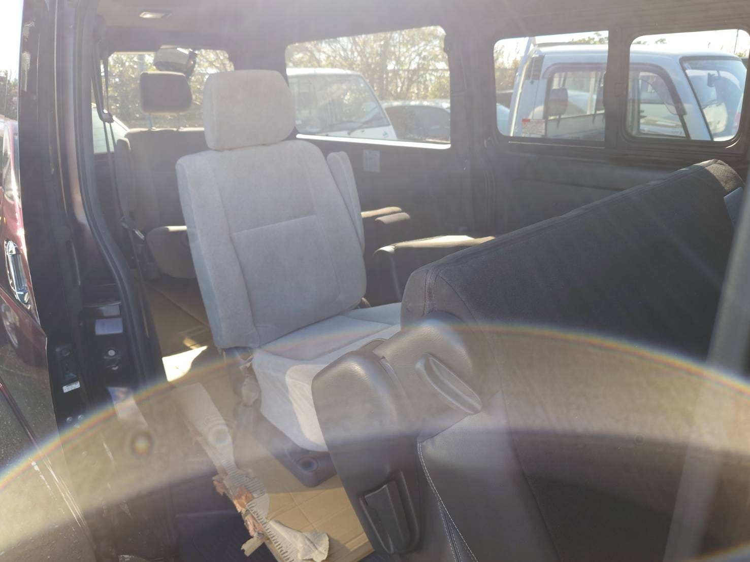 
								Reconditioned TOYOTA Hiace Super GL – 2020 full									