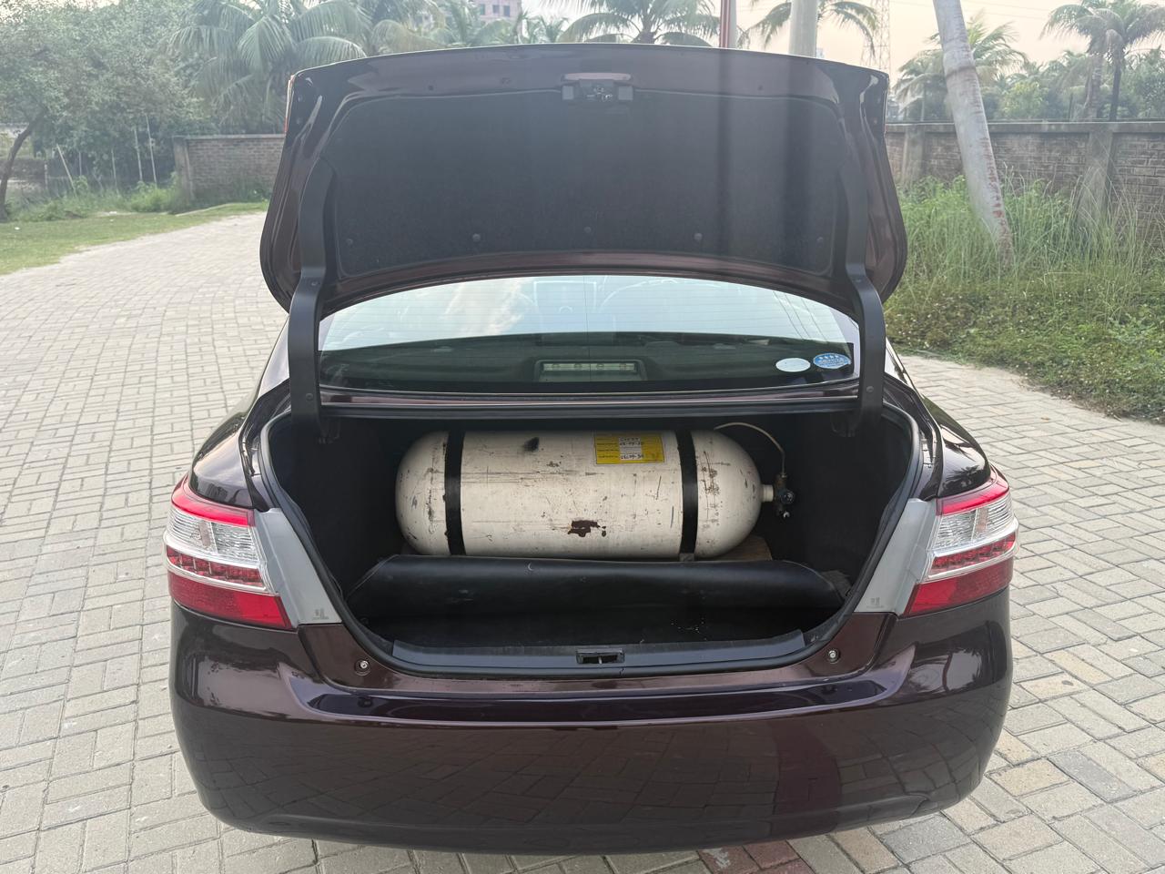 
								Toyota Premio 2010 full									