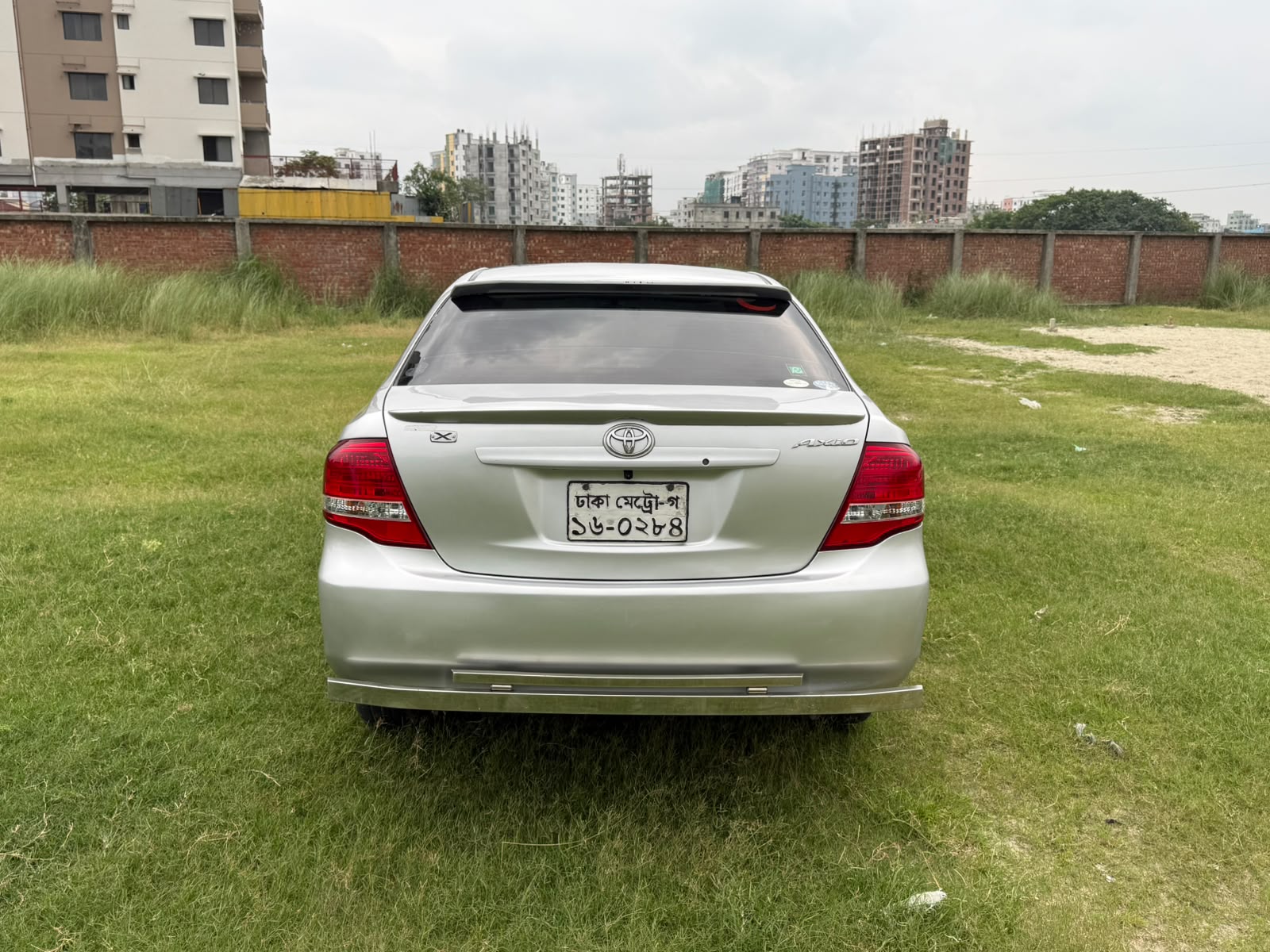 
								Toyota Axio 2010 full									