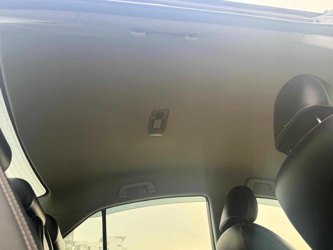 
								Toyota Premio 2010 full									