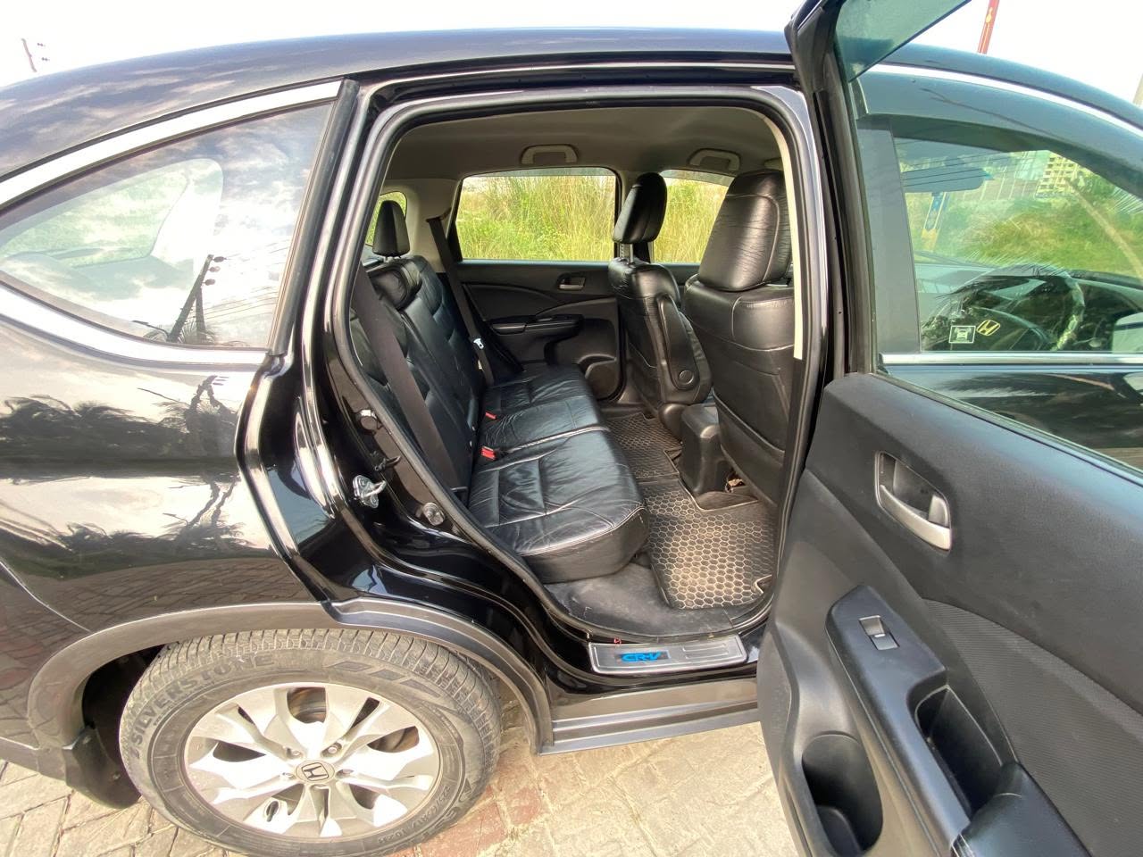 
								Honda CR-V 2012 full									