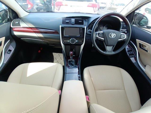 
								Re-conditioned Toyota Premio 2019 full									