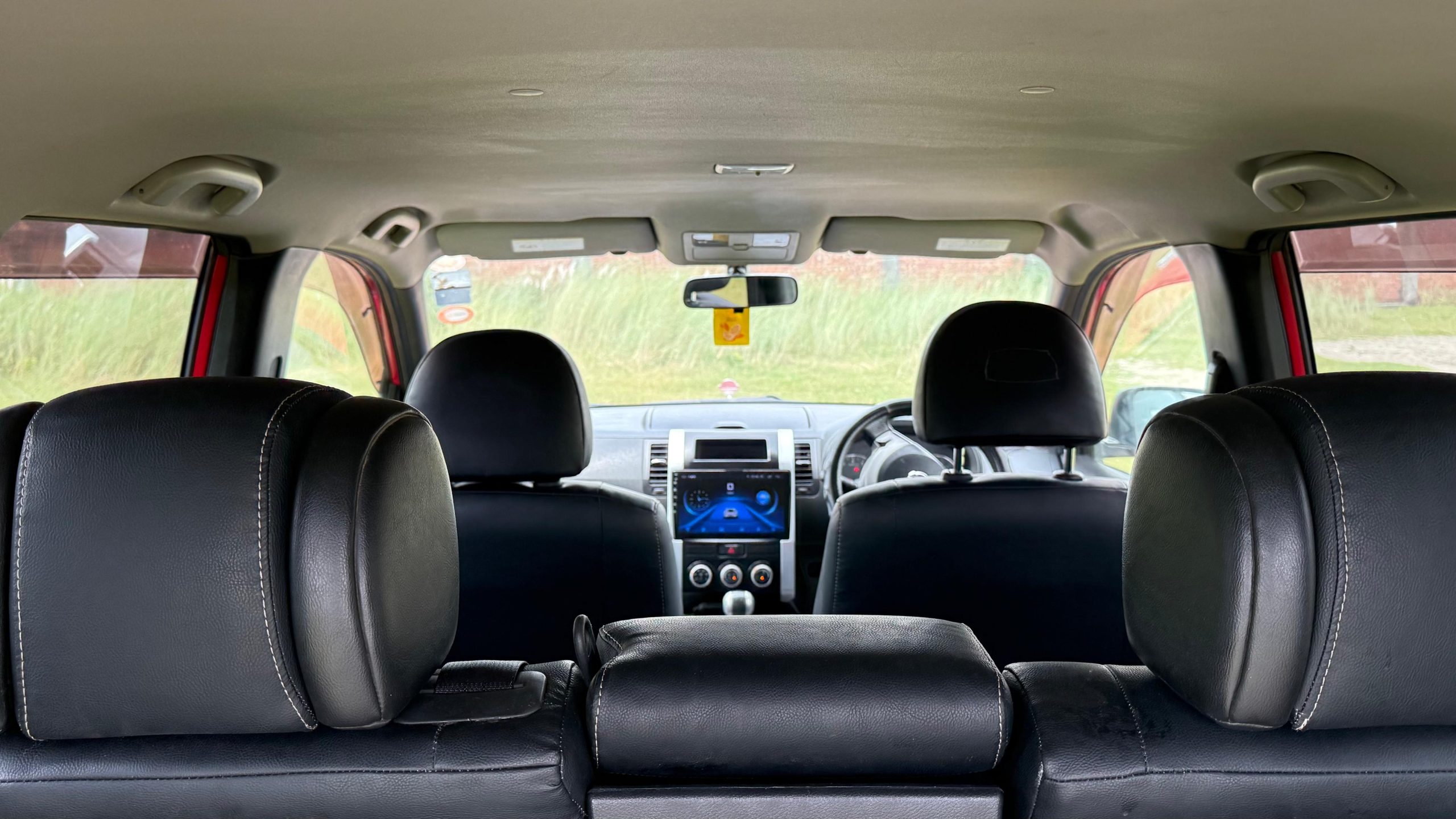 
								Nissan X Trail 2011 for Sale full									