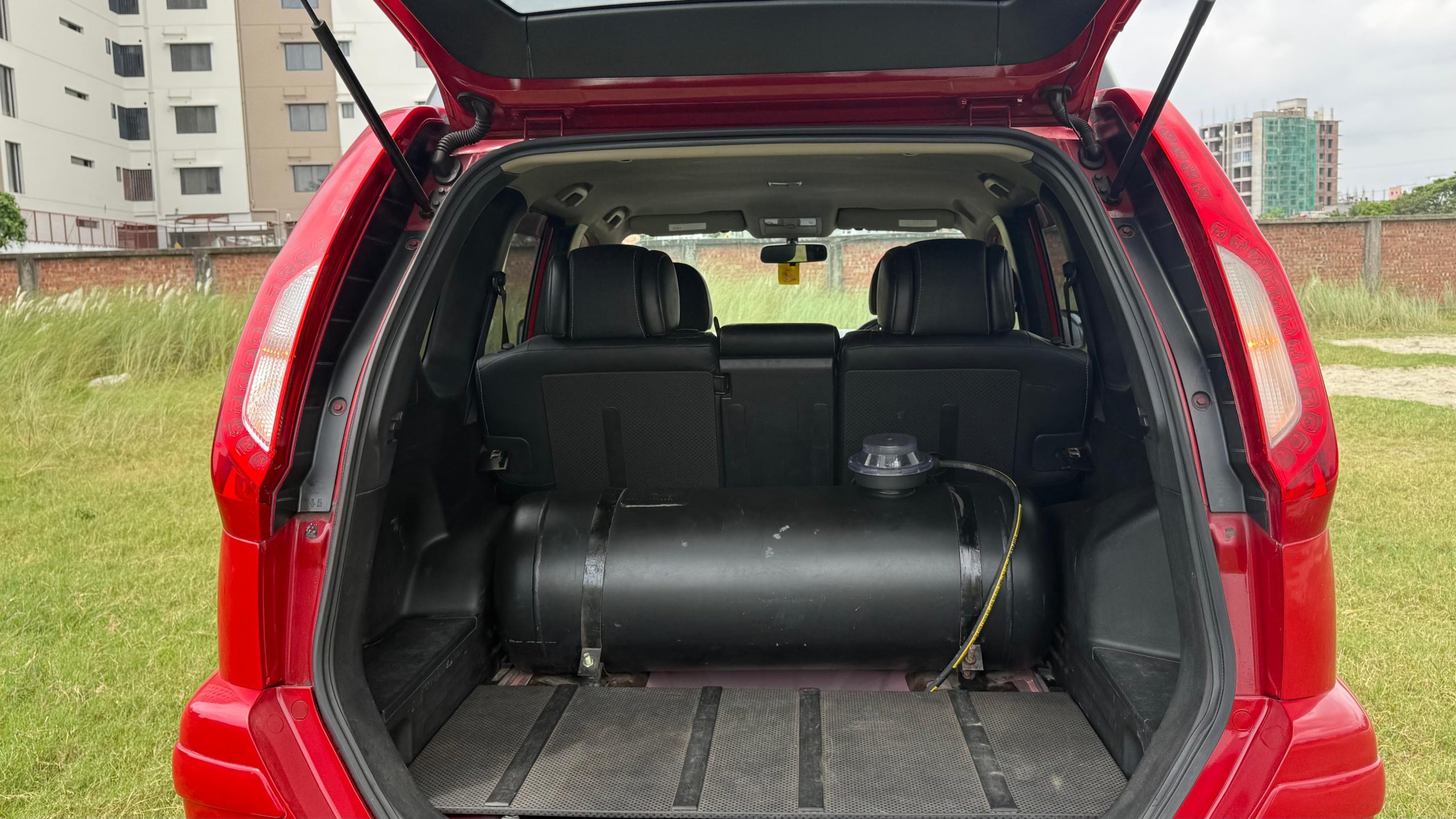 
								Nissan X Trail 2011 for Sale full									