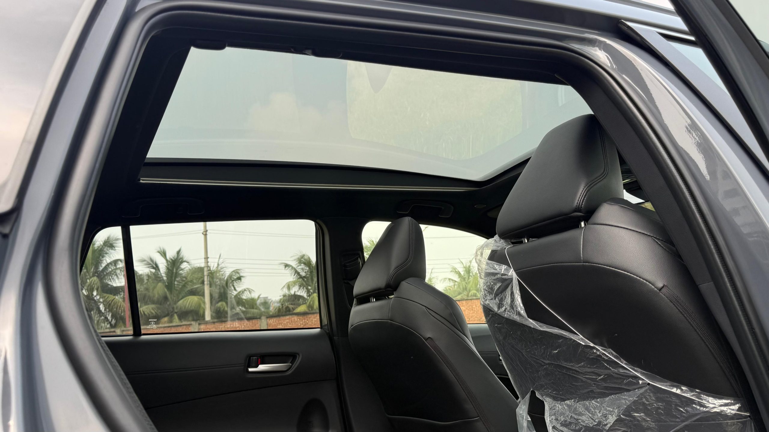 
								Brand New Corolla Cross 2026 full									