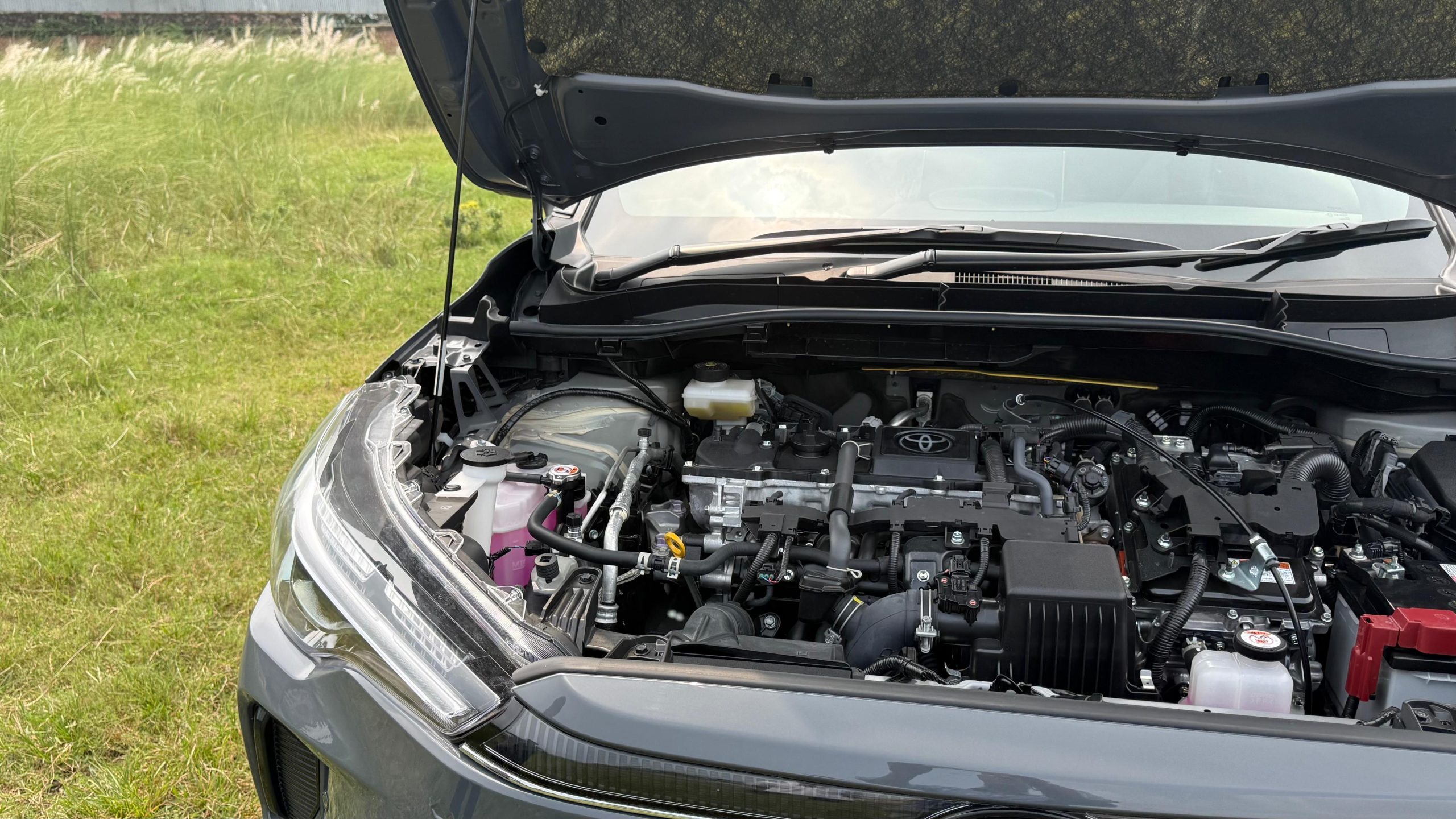 
								Brand New Corolla Cross 2026 full									