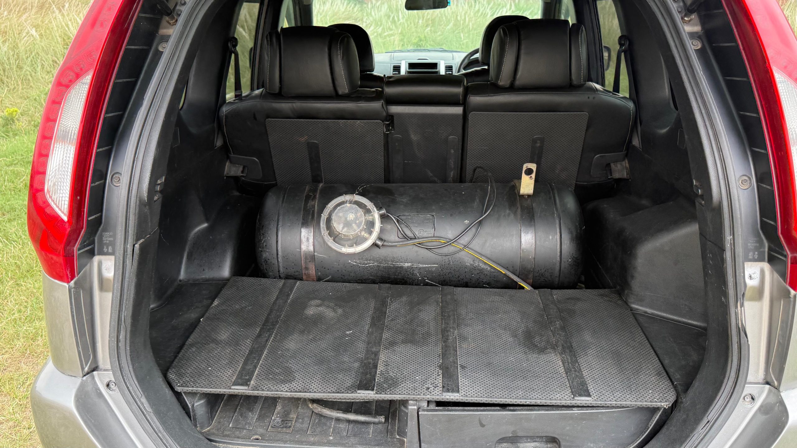 
								Nissan X Trail 2012 for Sale full									