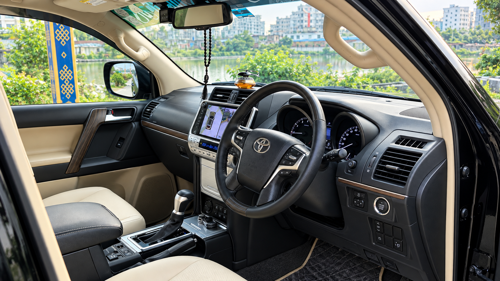 
								Toyota Land Cruiser Prado 2012 for Sale full									